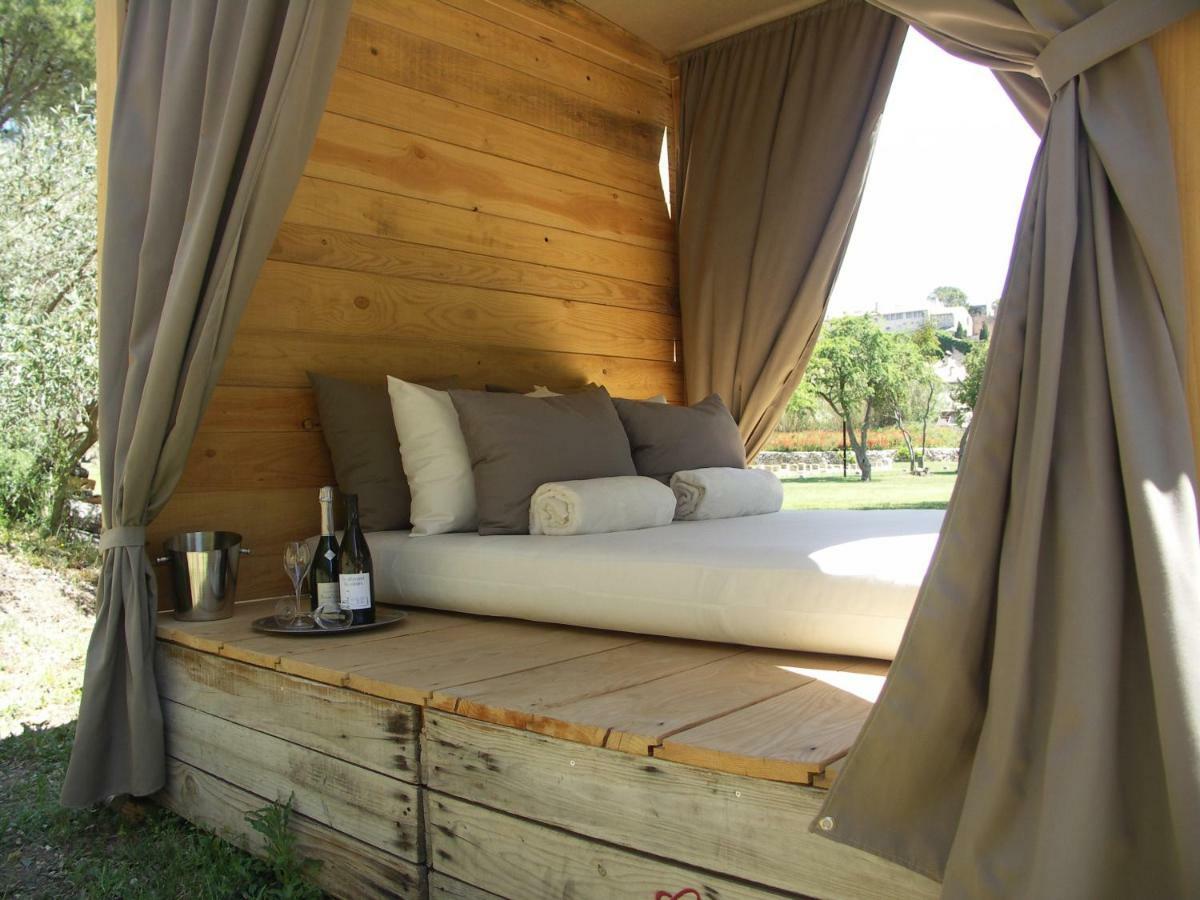 Domaine Saint Martin Hotel Valliguieres Ngoại thất bức ảnh